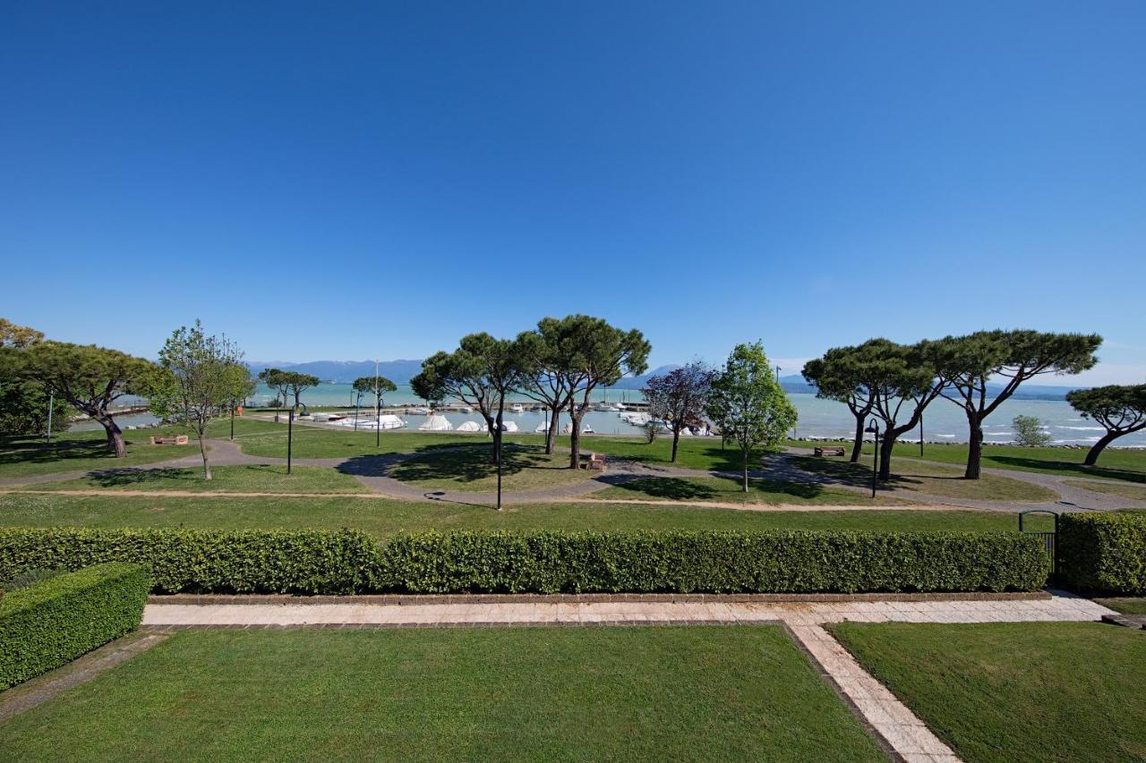 I Mosaici Apartments By Wonderful Italy Сірміоне Екстер'єр фото