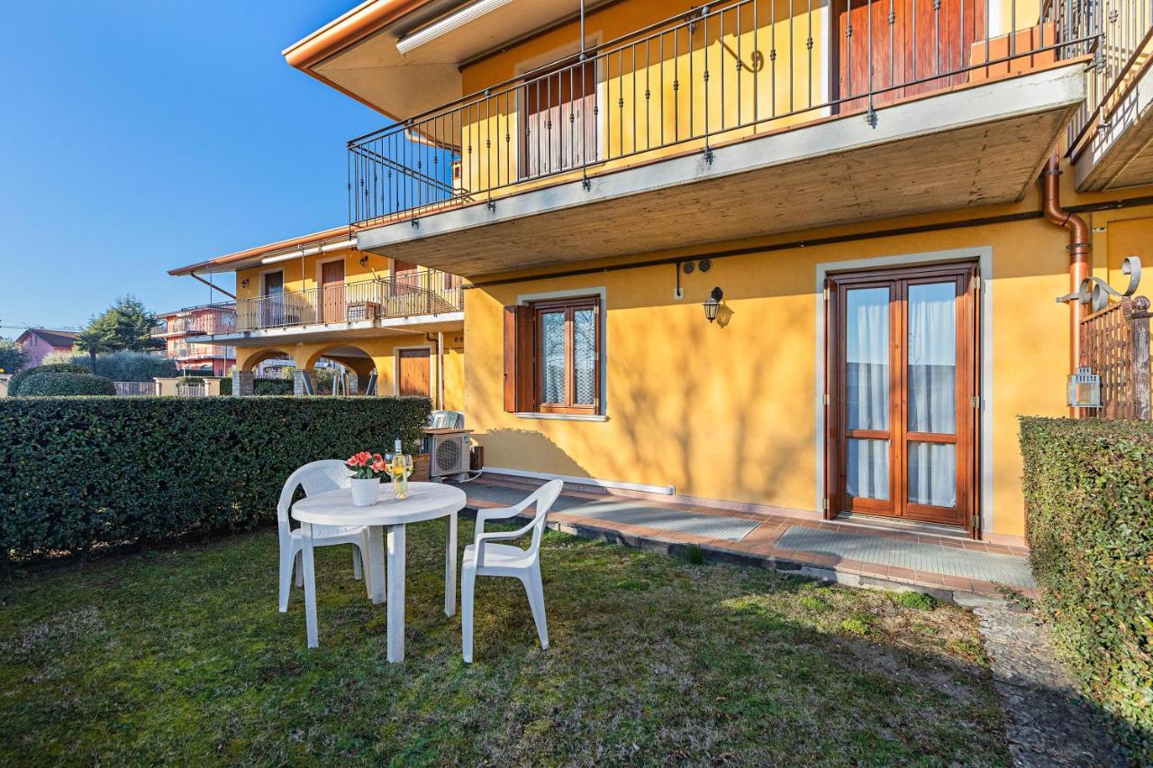 I Mosaici Apartments By Wonderful Italy Сірміоне Екстер'єр фото